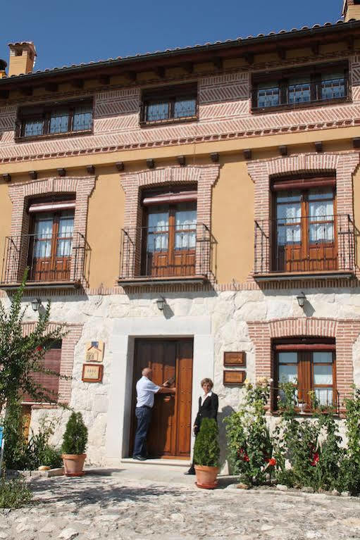 דירות Villafuerte Casas Rurales Mirador Del Valle מראה חיצוני תמונה