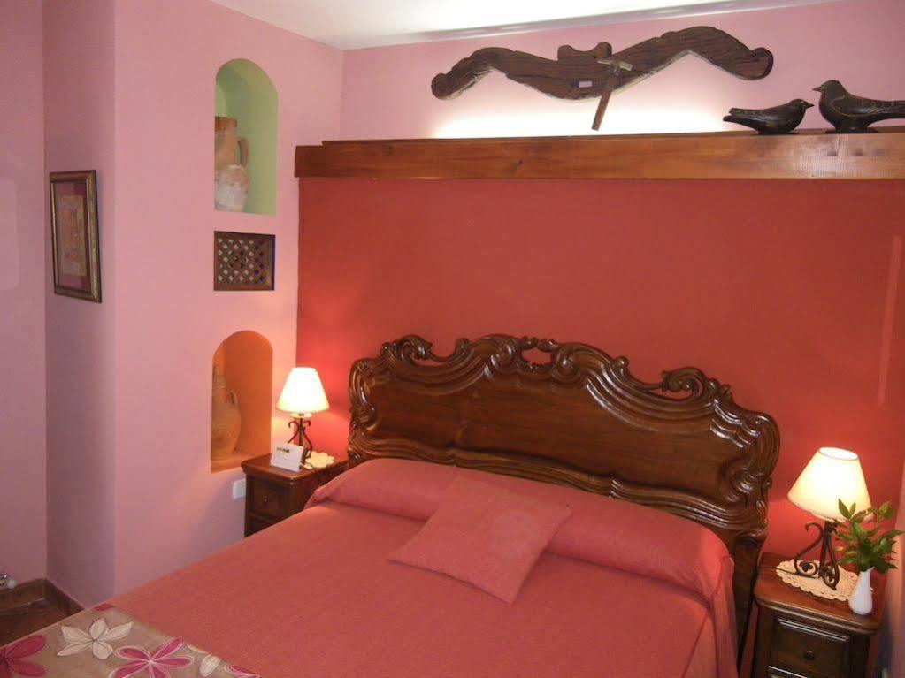 דירות Villafuerte Casas Rurales Mirador Del Valle מראה חיצוני תמונה