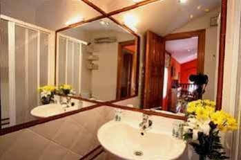 דירות Villafuerte Casas Rurales Mirador Del Valle מראה חיצוני תמונה